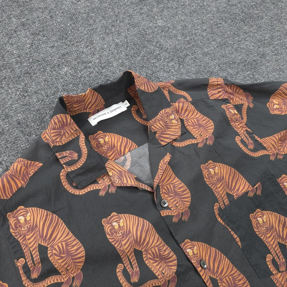 Desmond & Dempsey Shirt Mens Small Black Sansindo Tiger Print Organic Pajama Top